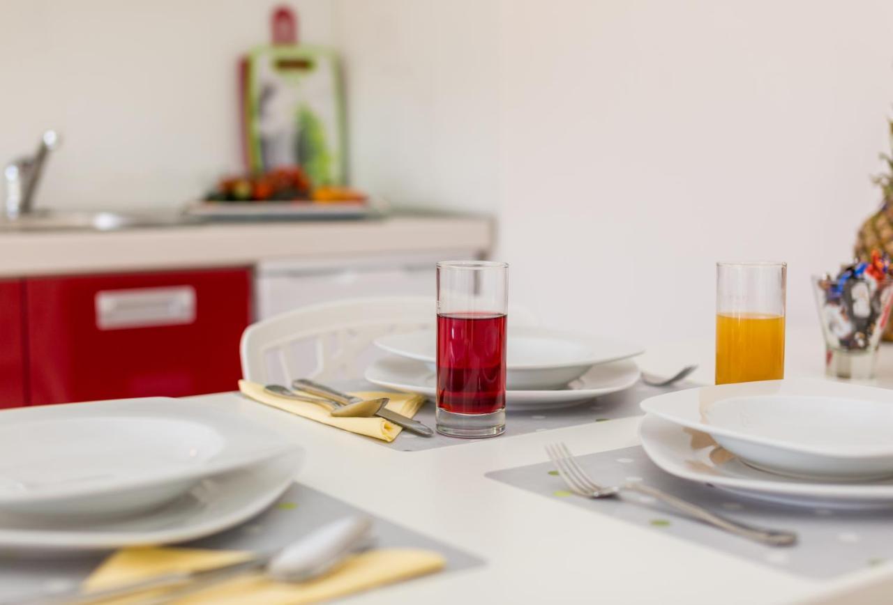 Molnar Resort Apartment Ljiljana Brzac Екстер'єр фото