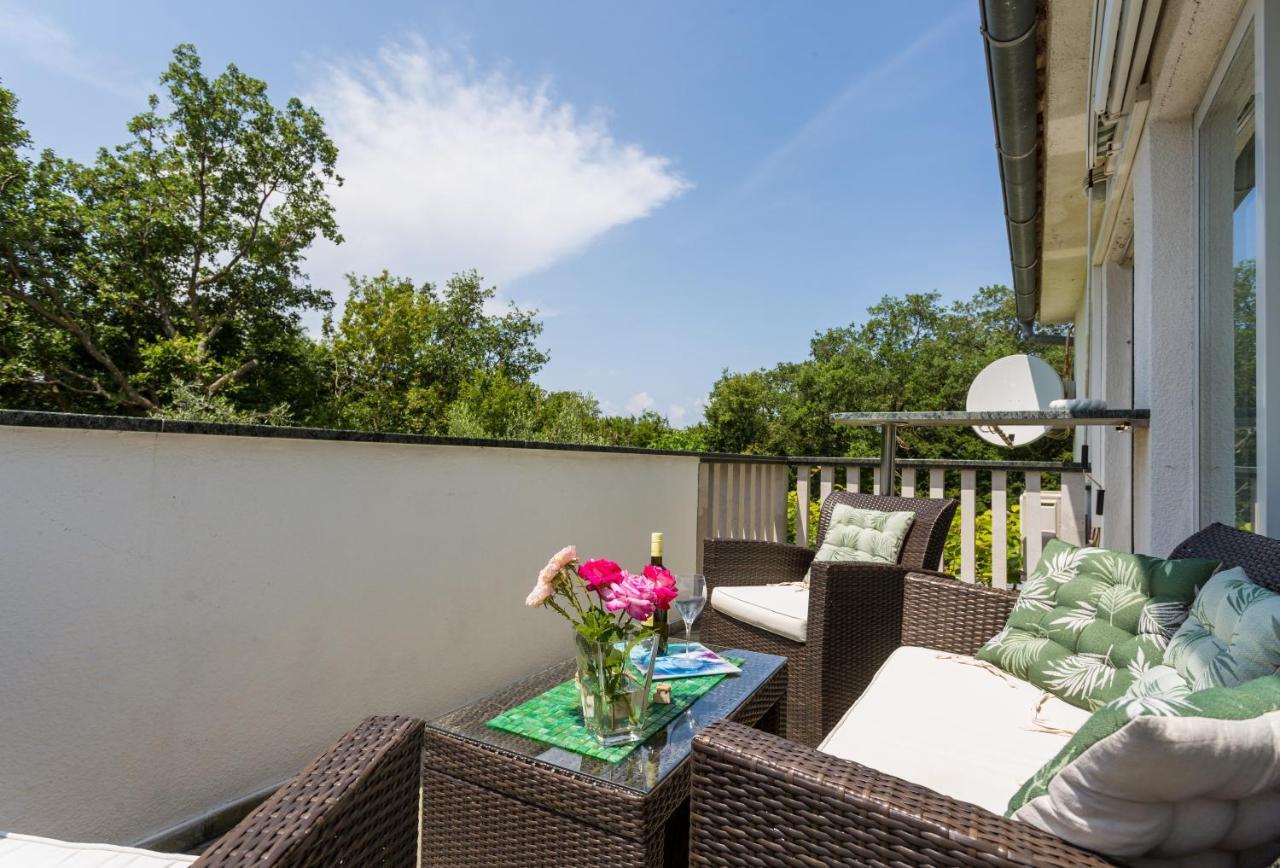 Molnar Resort Apartment Ljiljana Brzac Екстер'єр фото