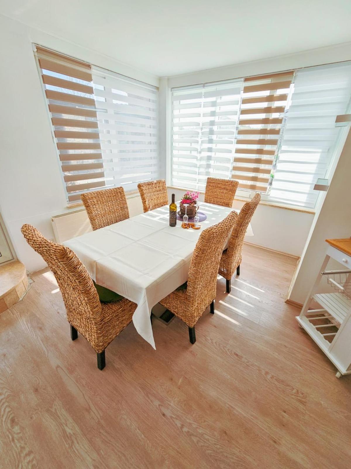 Molnar Resort Apartment Ljiljana Brzac Екстер'єр фото